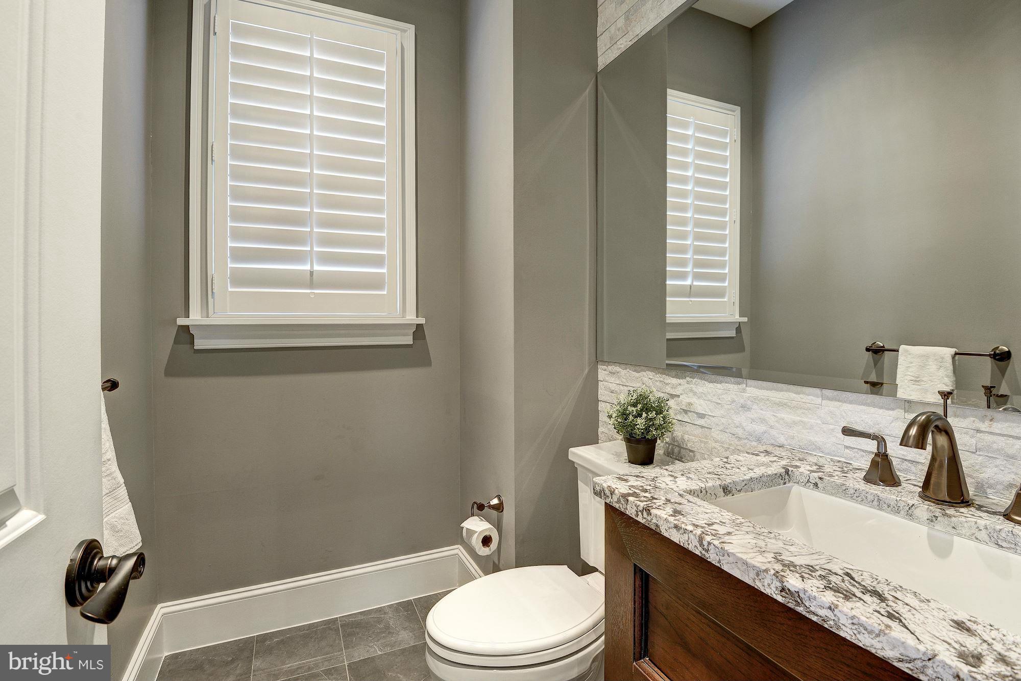 MURMURING PINES - Residential