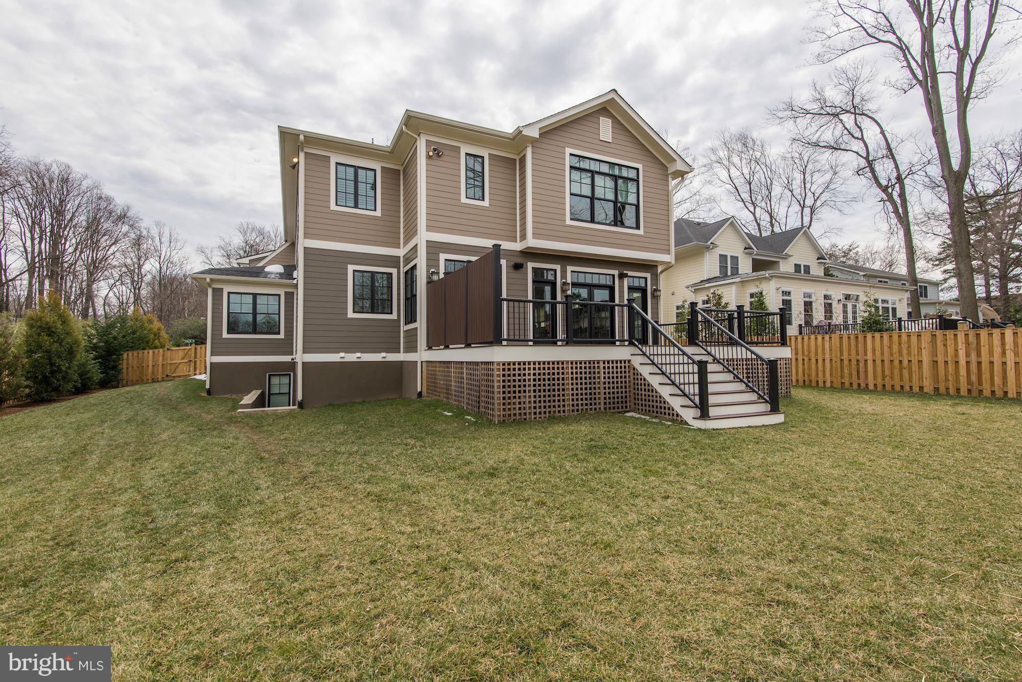 MURMURING PINES - Residential