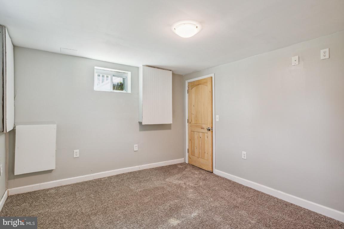 WOODLAWN HEIGHTS - Residential