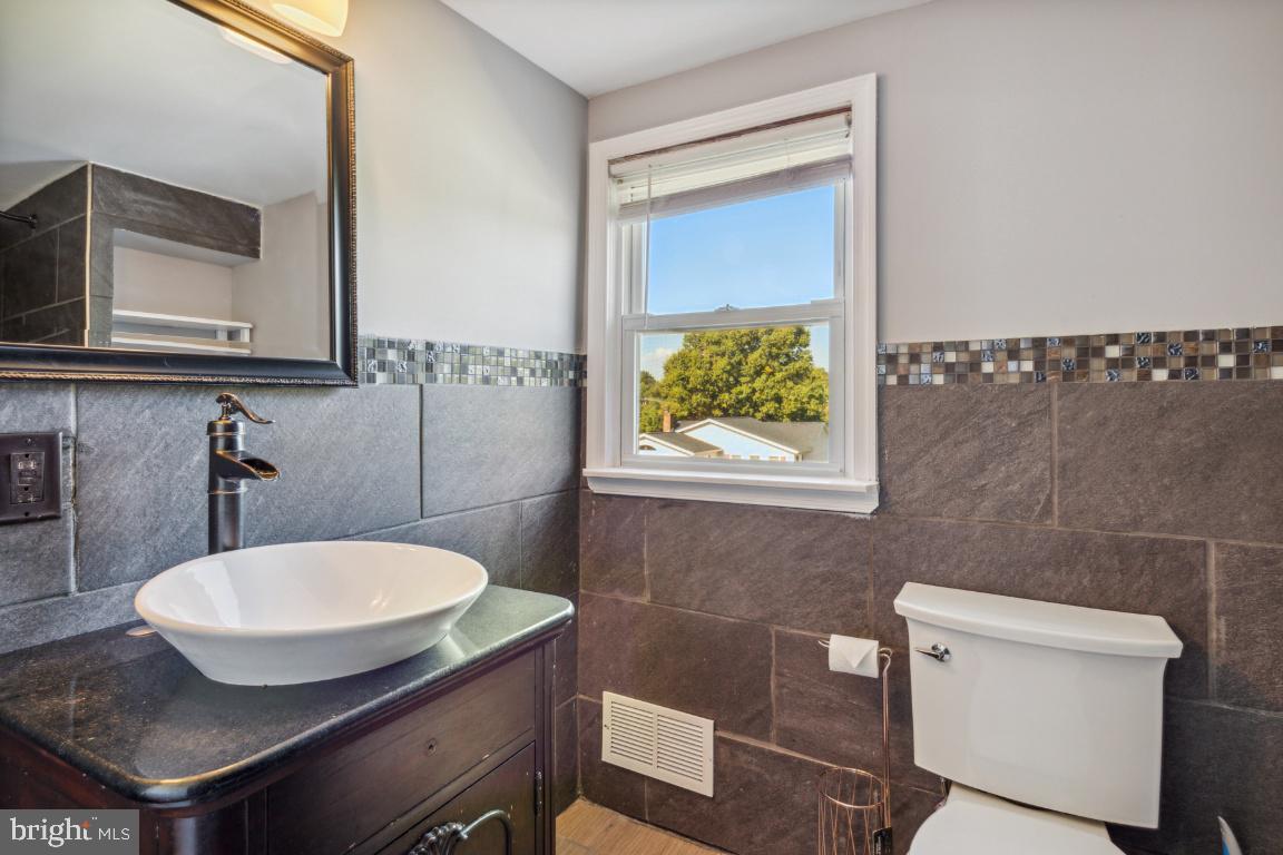 WOODLAWN HEIGHTS - Residential