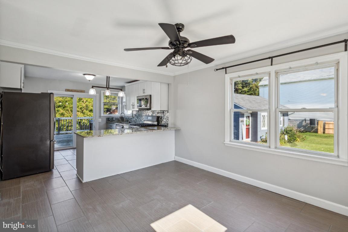 WOODLAWN HEIGHTS - Residential