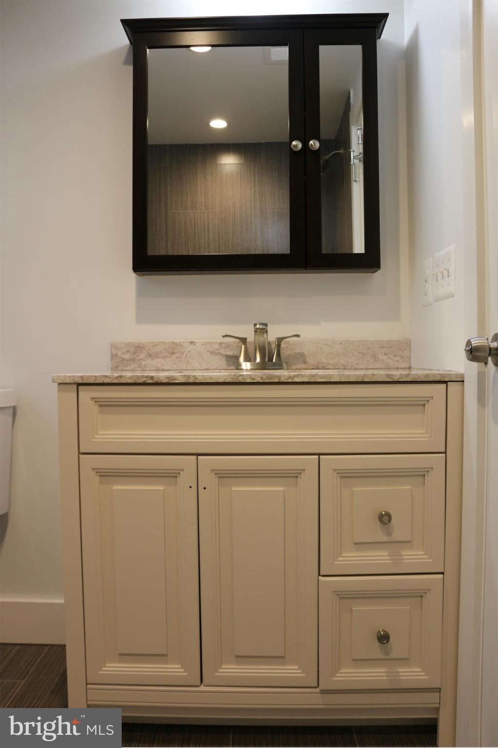 WARWICK VILLAGE - Residential