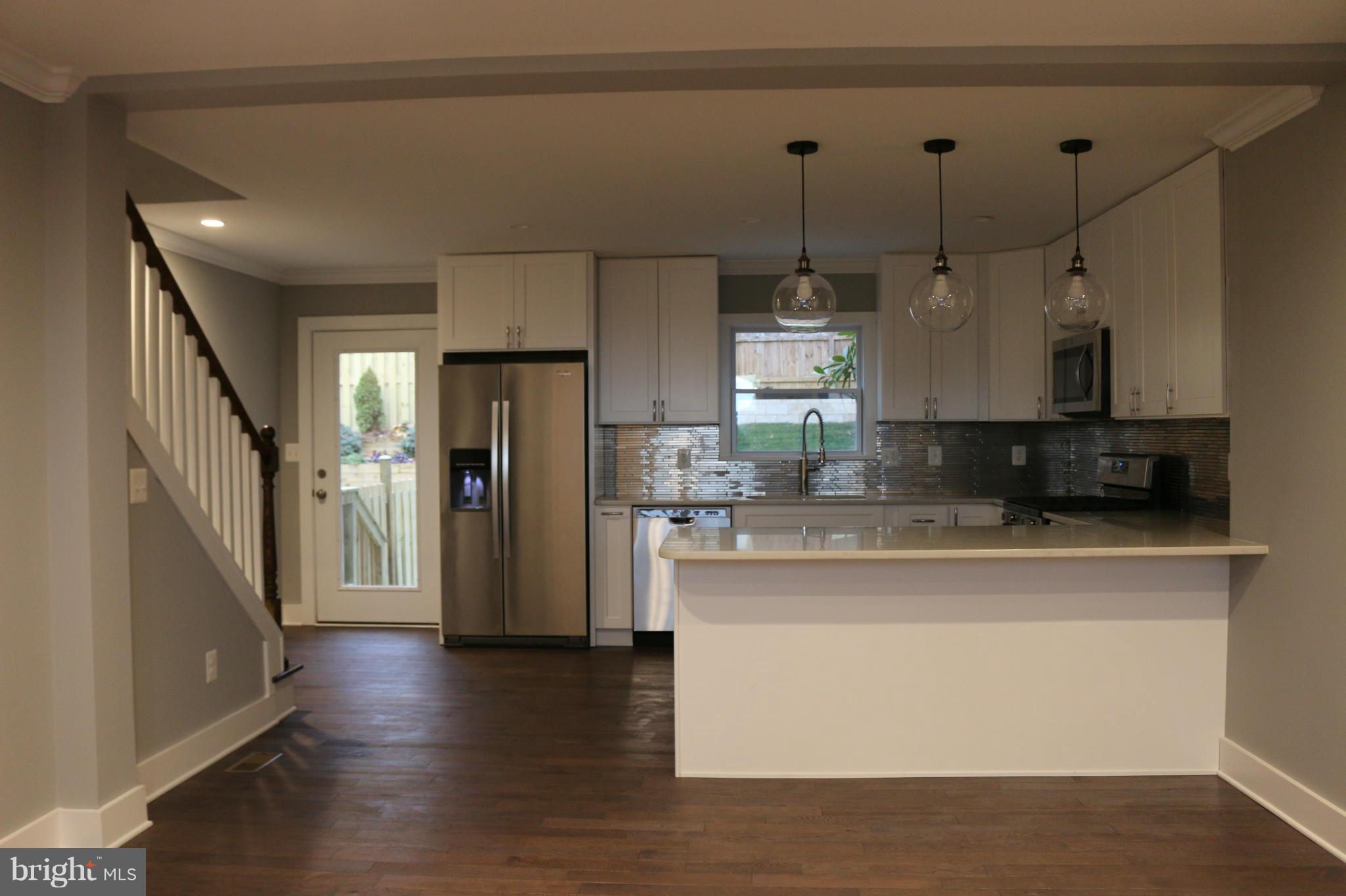 WARWICK VILLAGE - Residential