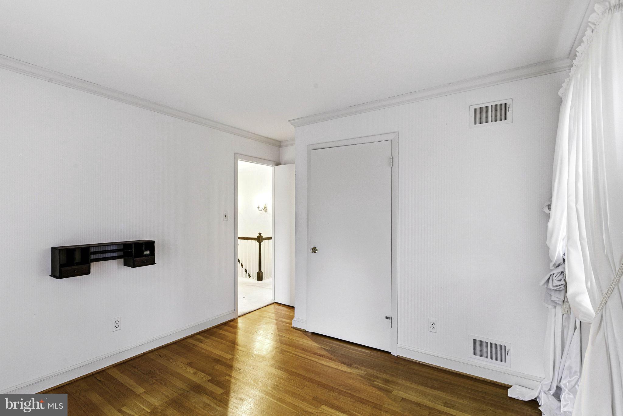 PARKSIDE ESTATES - Residential