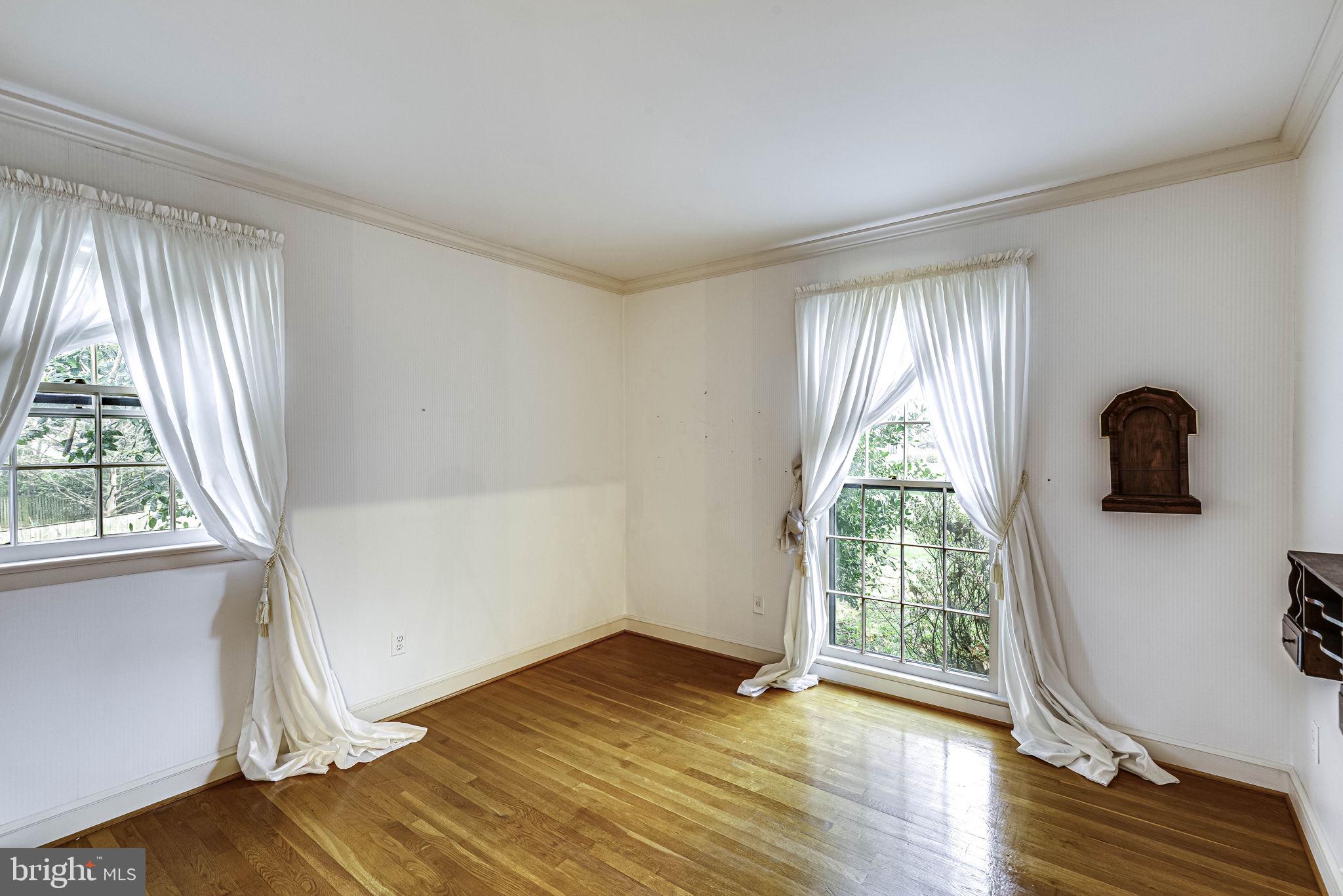 PARKSIDE ESTATES - Residential