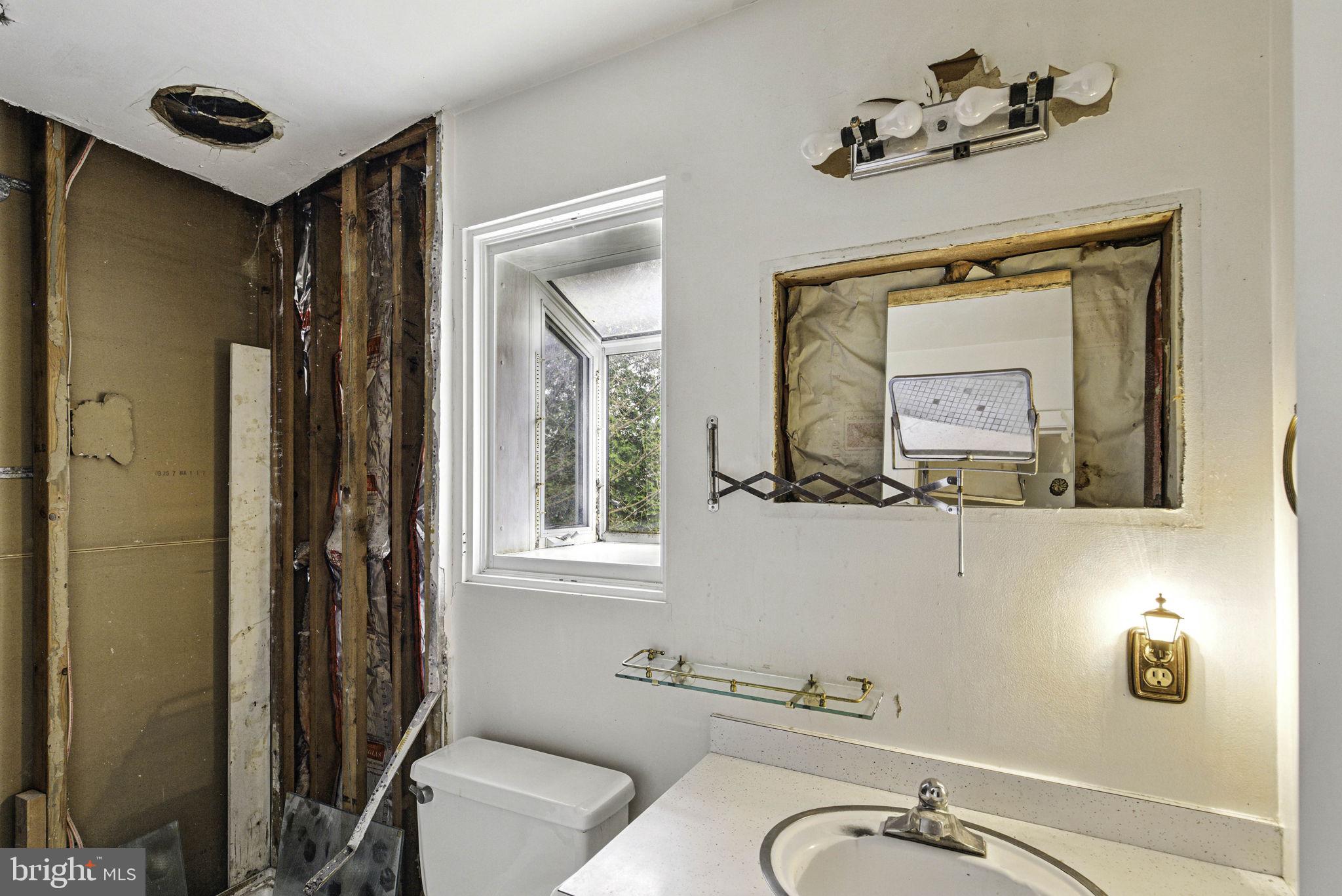 PARKSIDE ESTATES - Residential