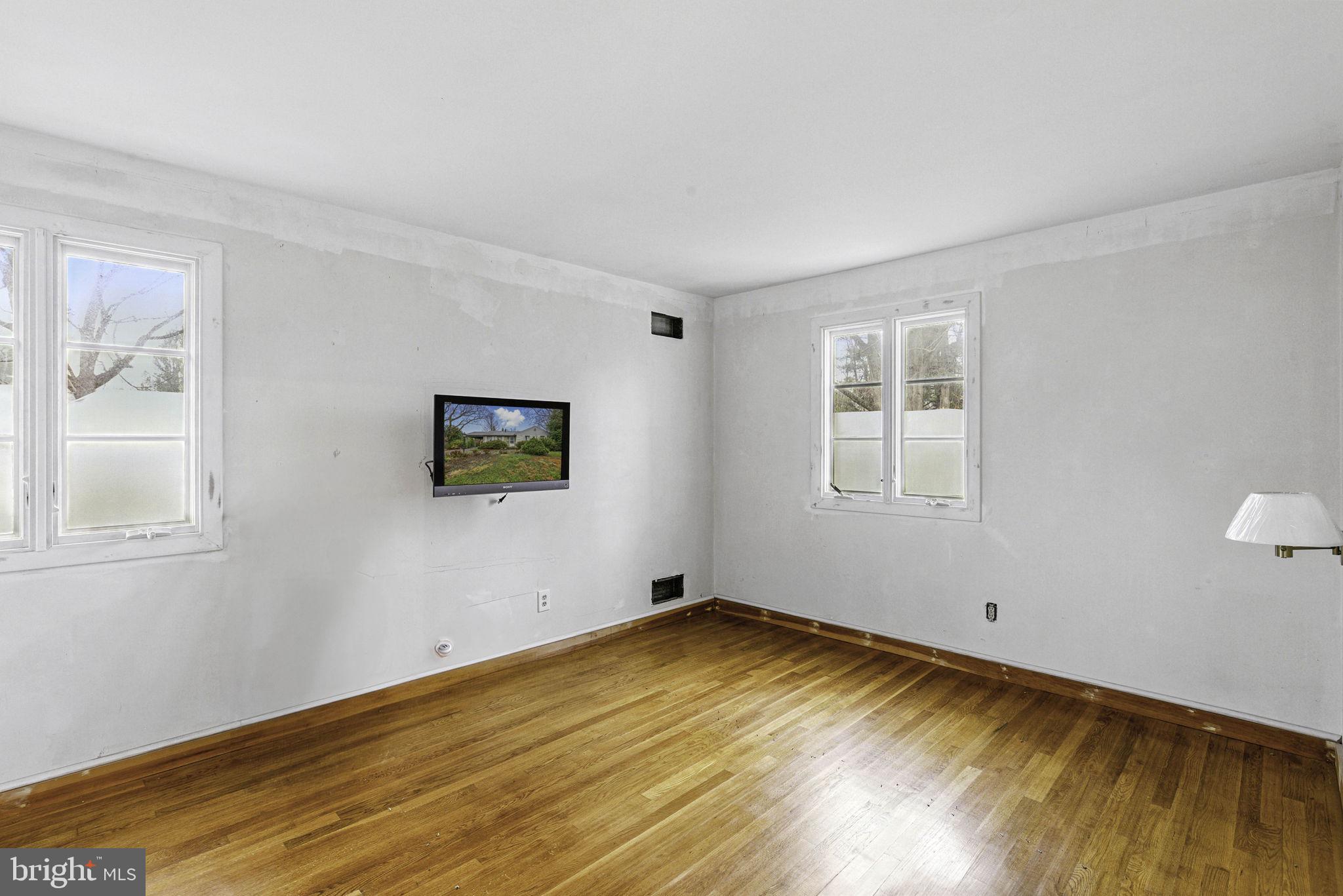 PARKSIDE ESTATES - Residential