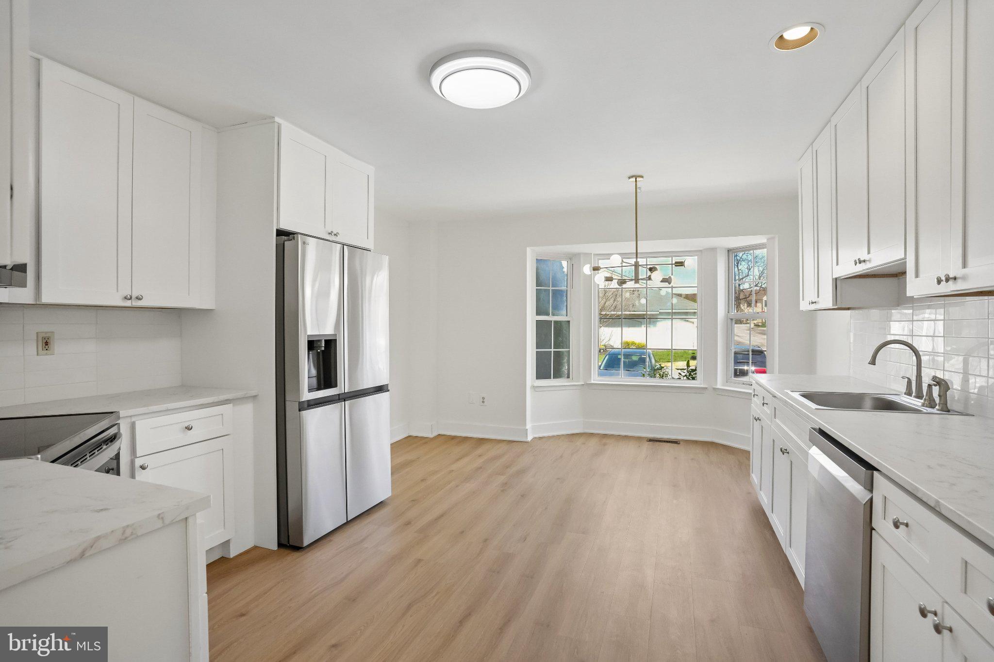 MEWS AT VALLEY FOR - Residential