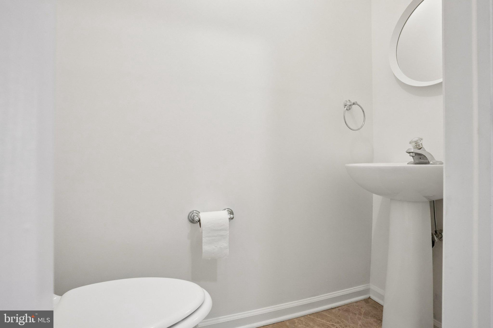 MEWS AT VALLEY FOR - Residential