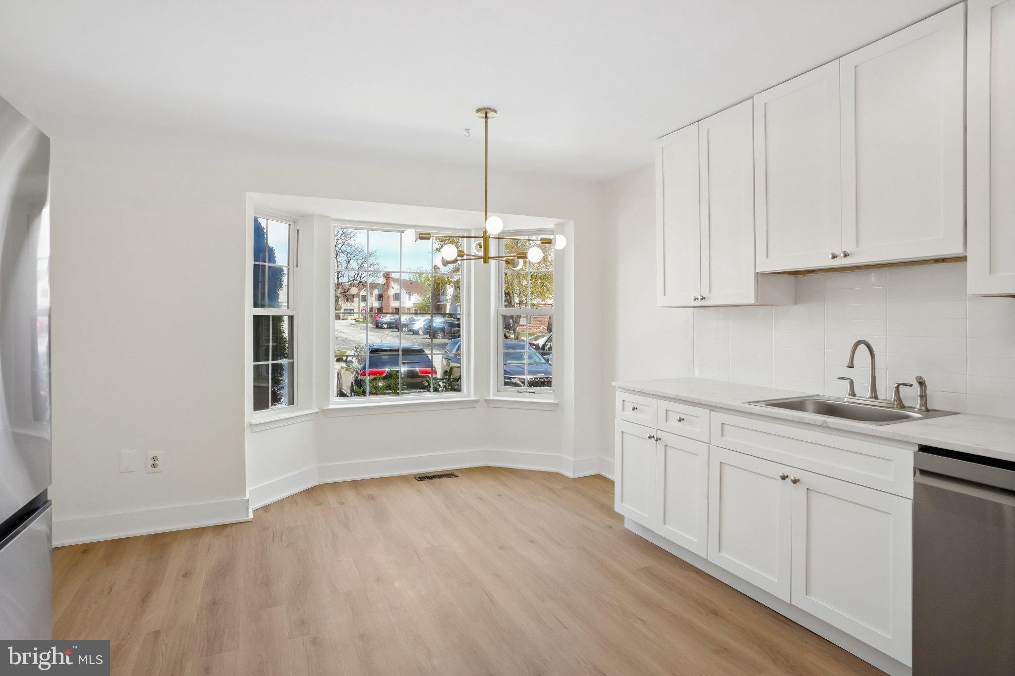 MEWS AT VALLEY FOR - Residential