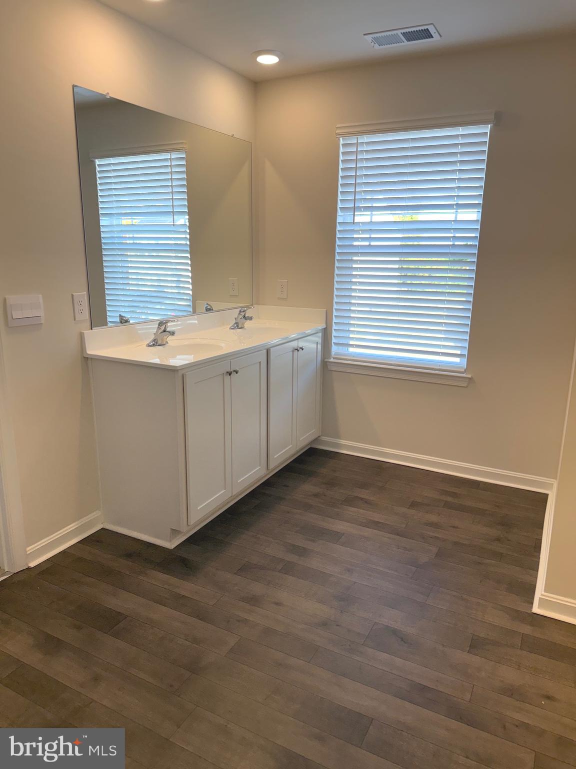 SASSAFRAS MEADOWS - Residential