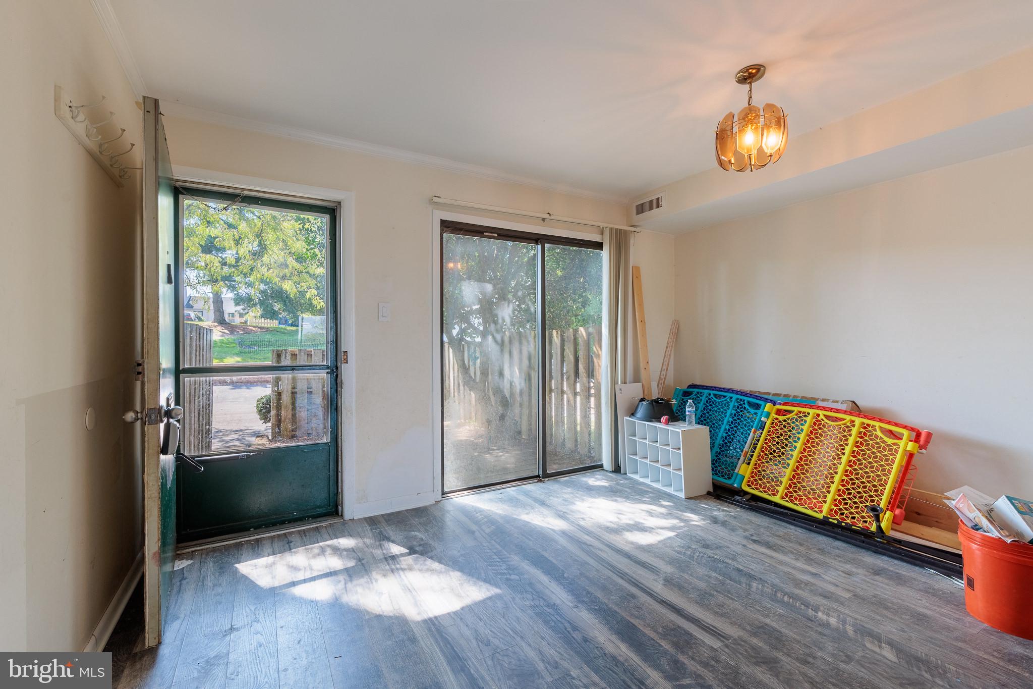 269 SUMMIT HOUSE 269