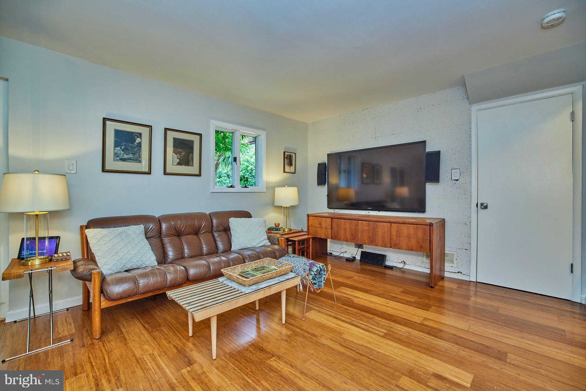 BROOKVILLE SEMINARY VALLEY - Residential