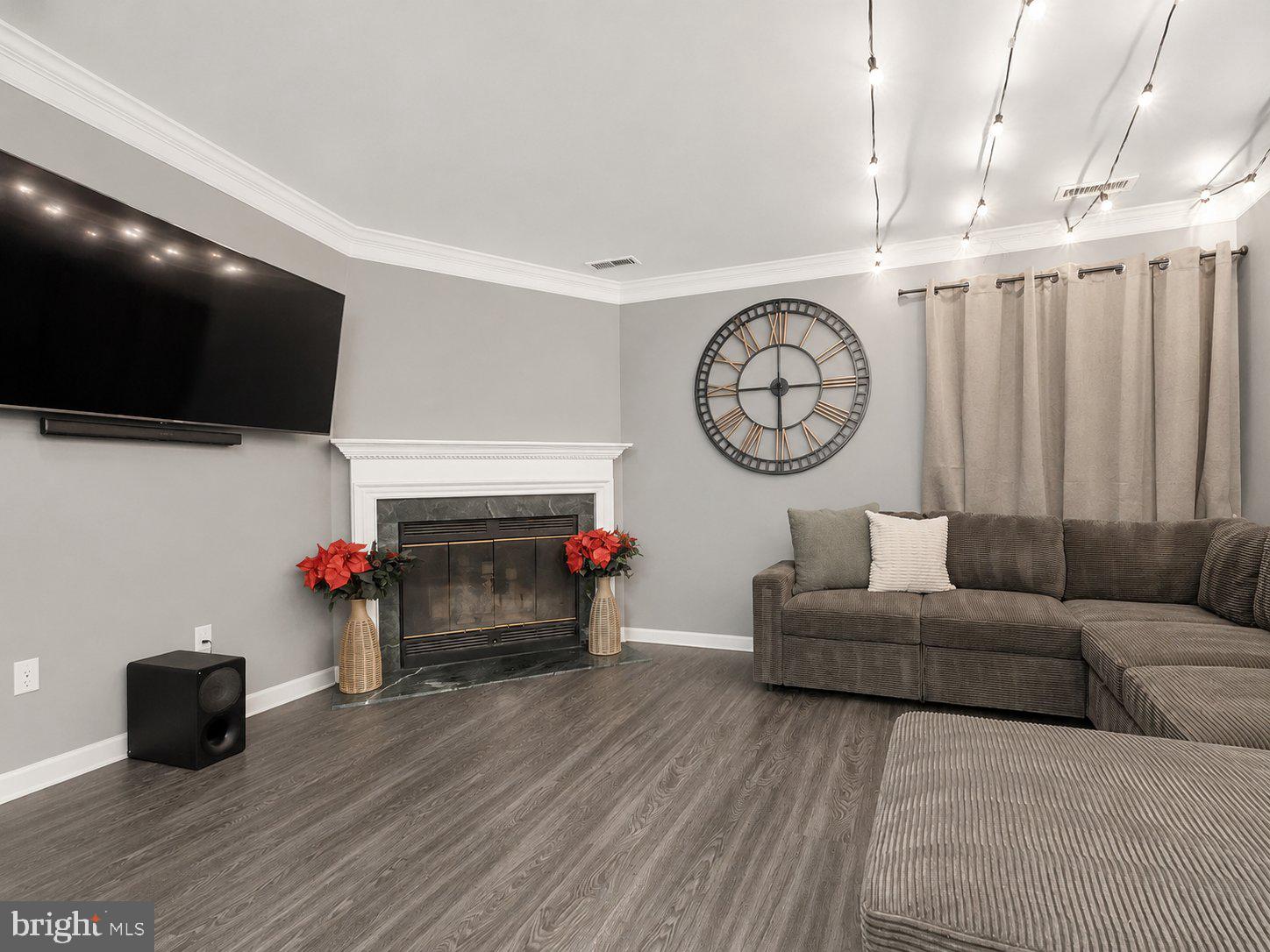 OWINGS MILLS - Residential