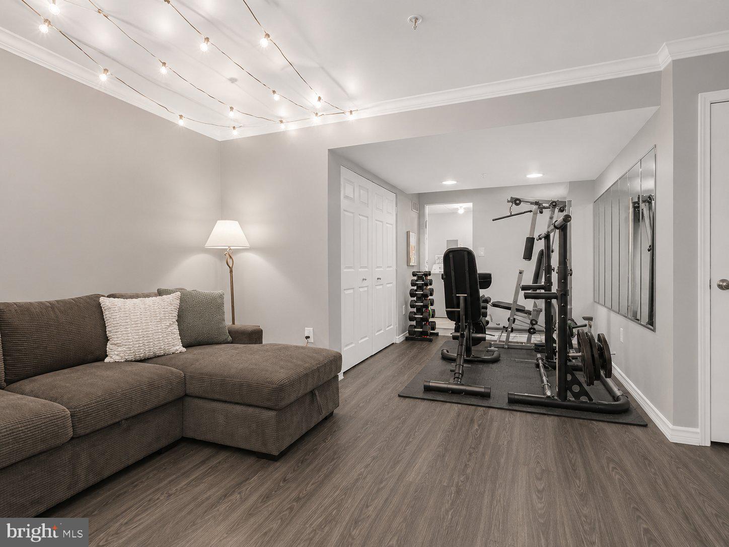 OWINGS MILLS - Residential