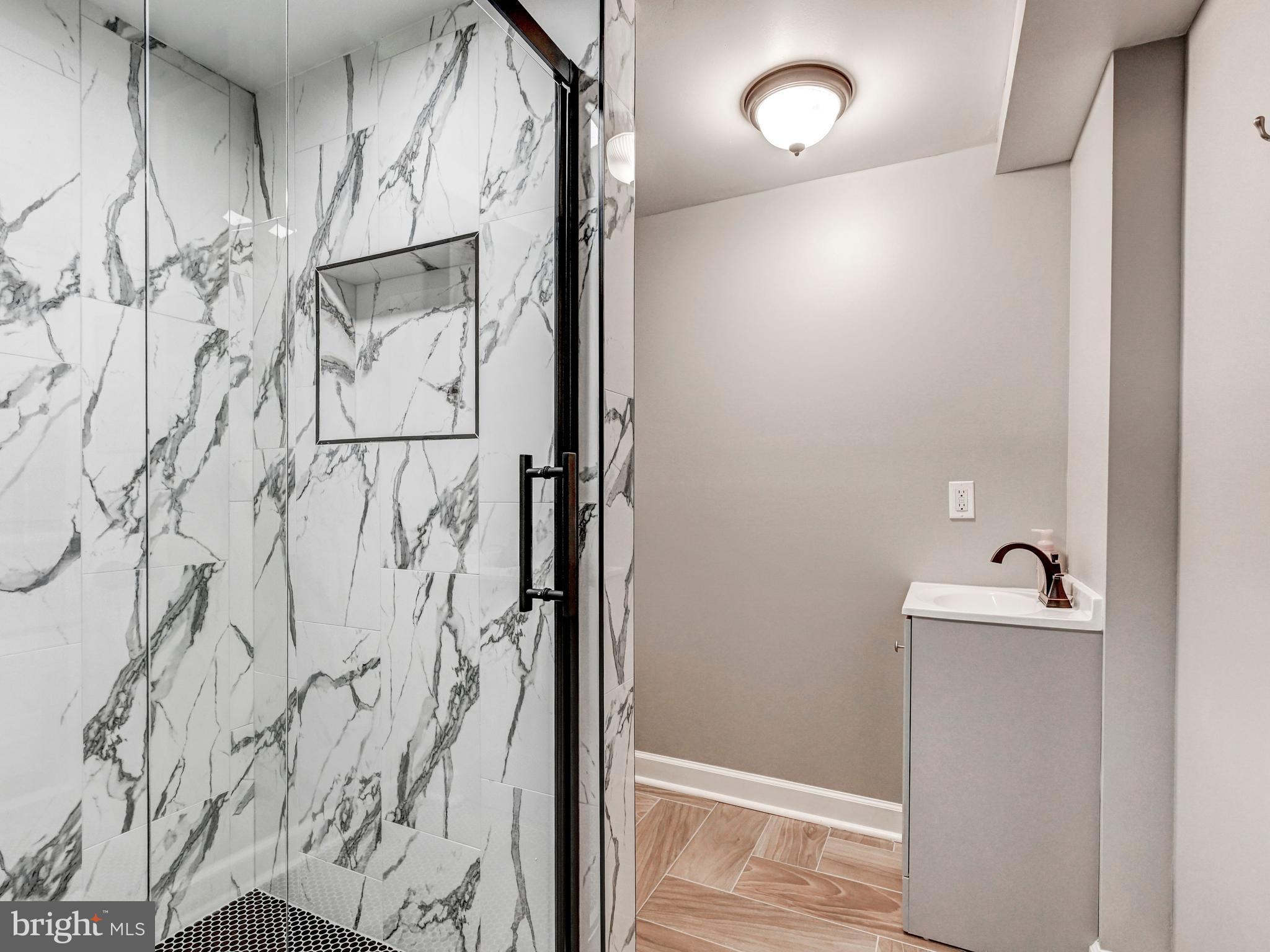 OWINGS MILLS - Residential