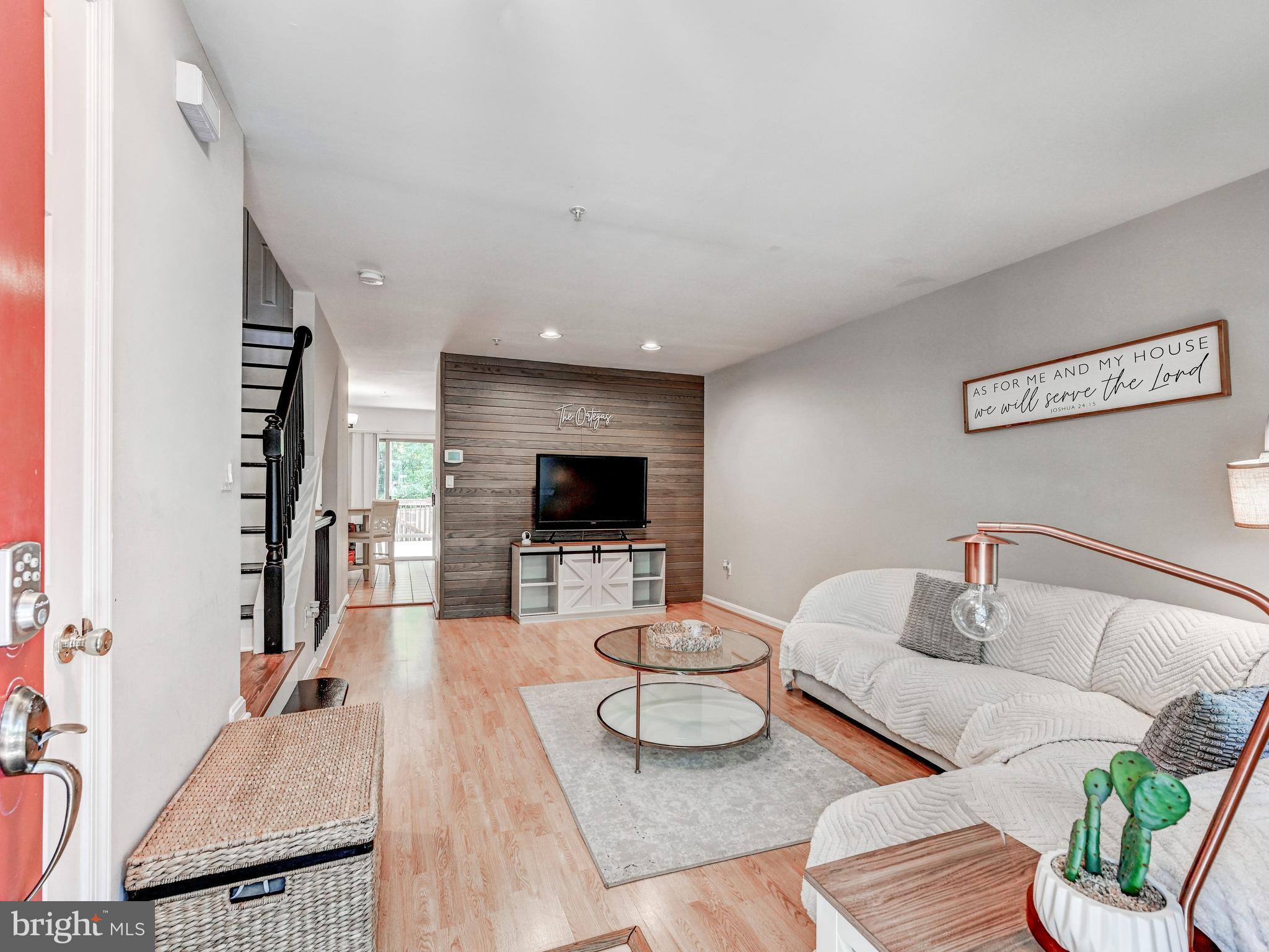 OWINGS MILLS - Residential