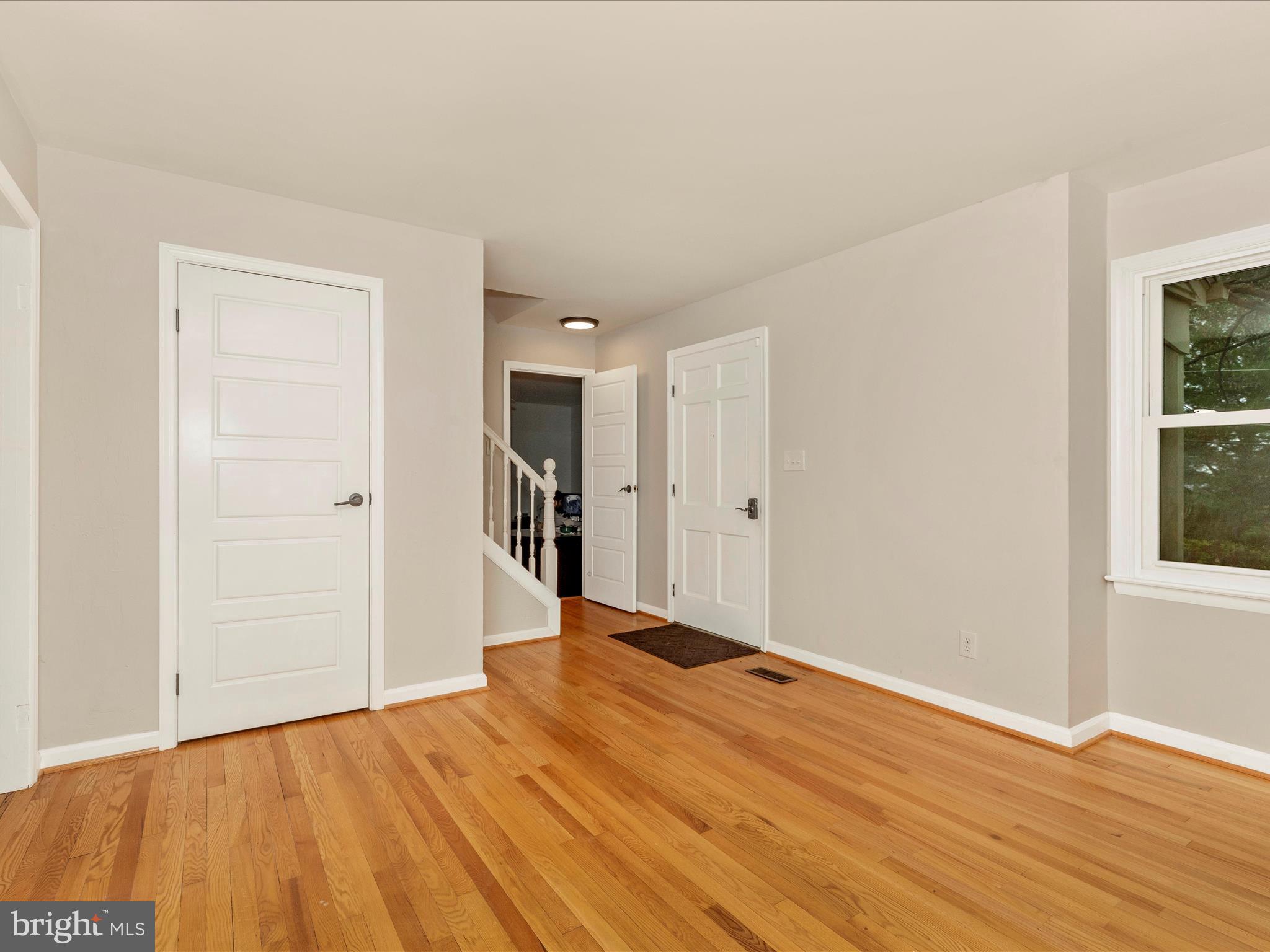 7518 OAKMONT DRIVE