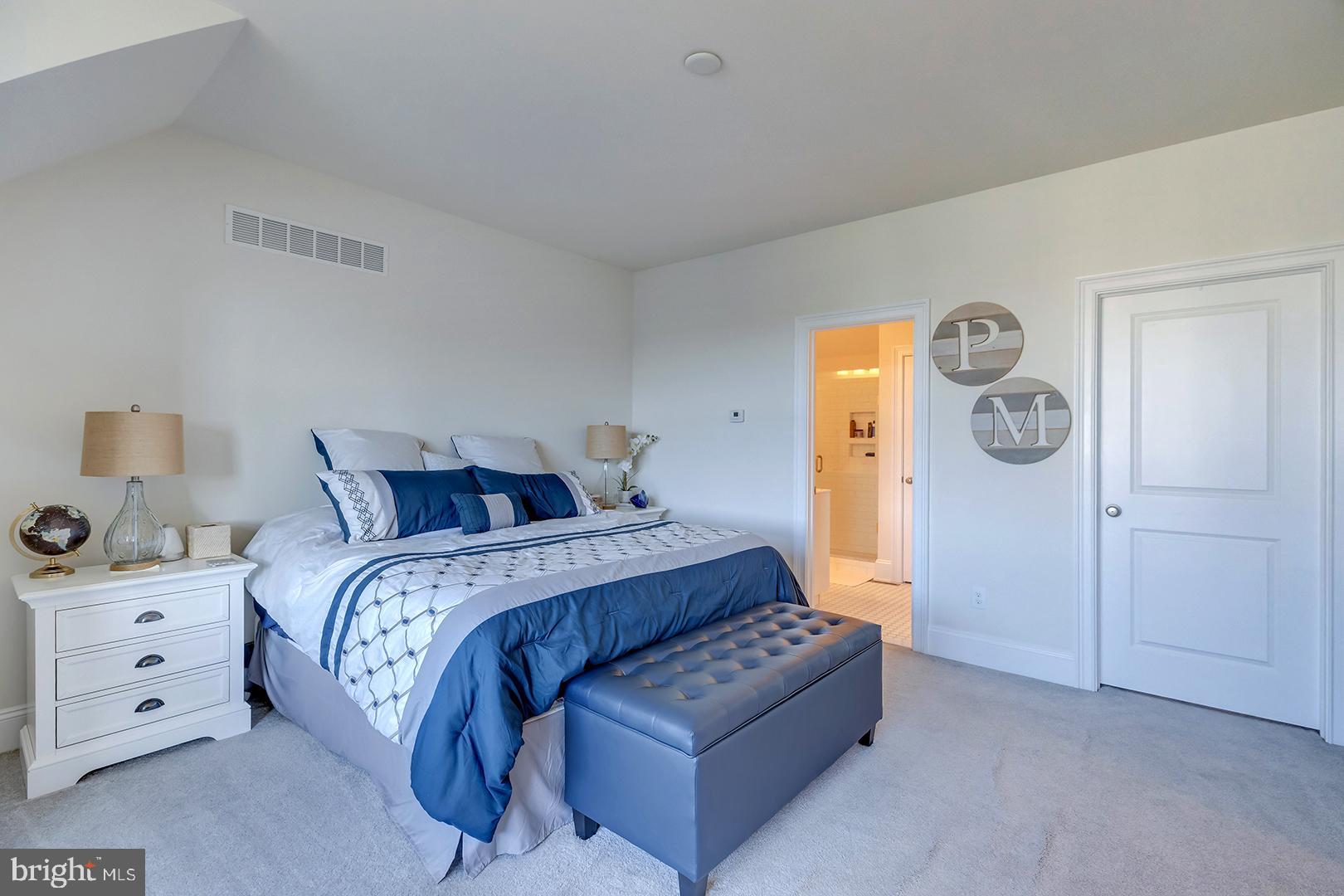 HERITAGE VILLAGE TOWNHOMES - Residential