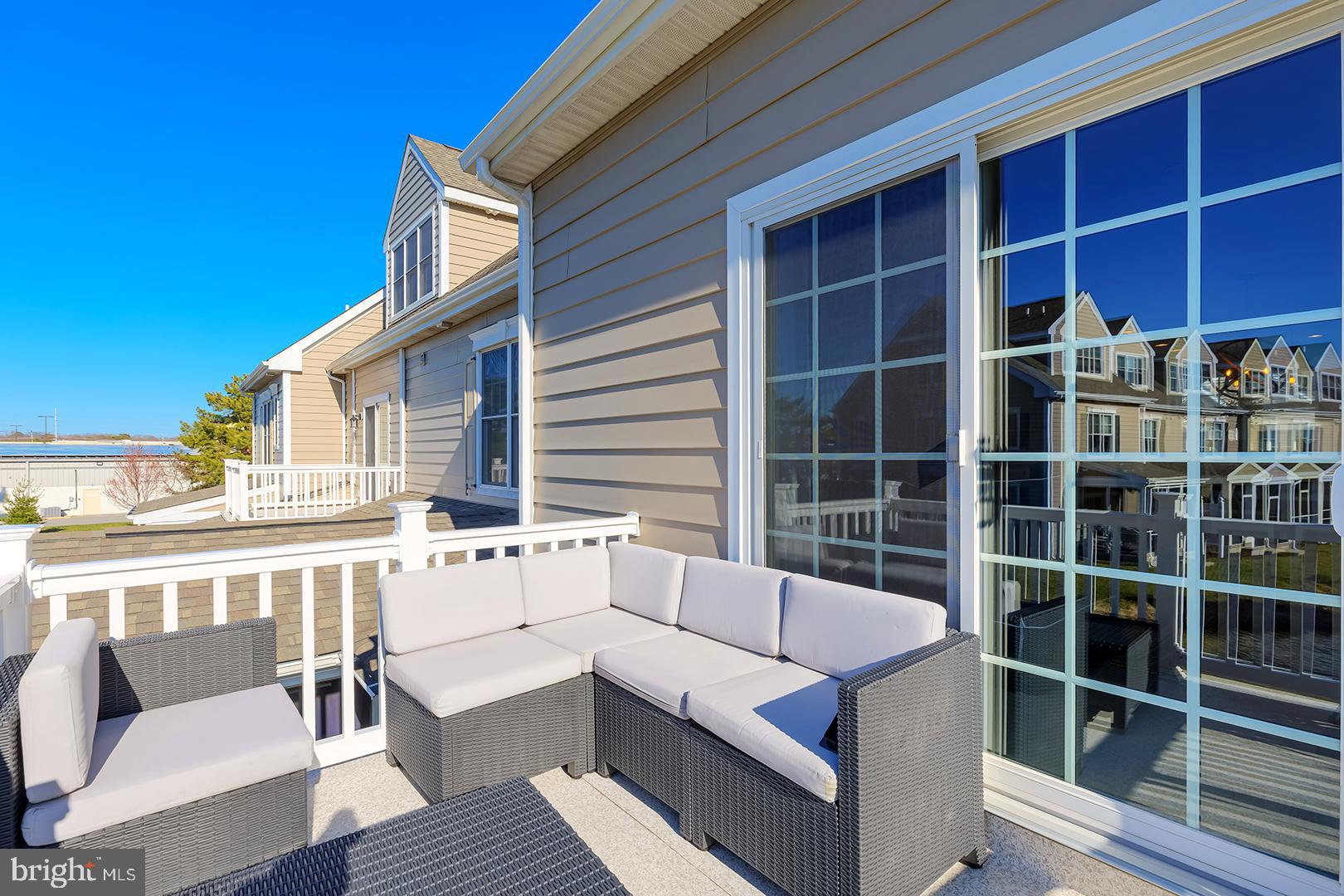 HERITAGE VILLAGE TOWNHOMES - Residential