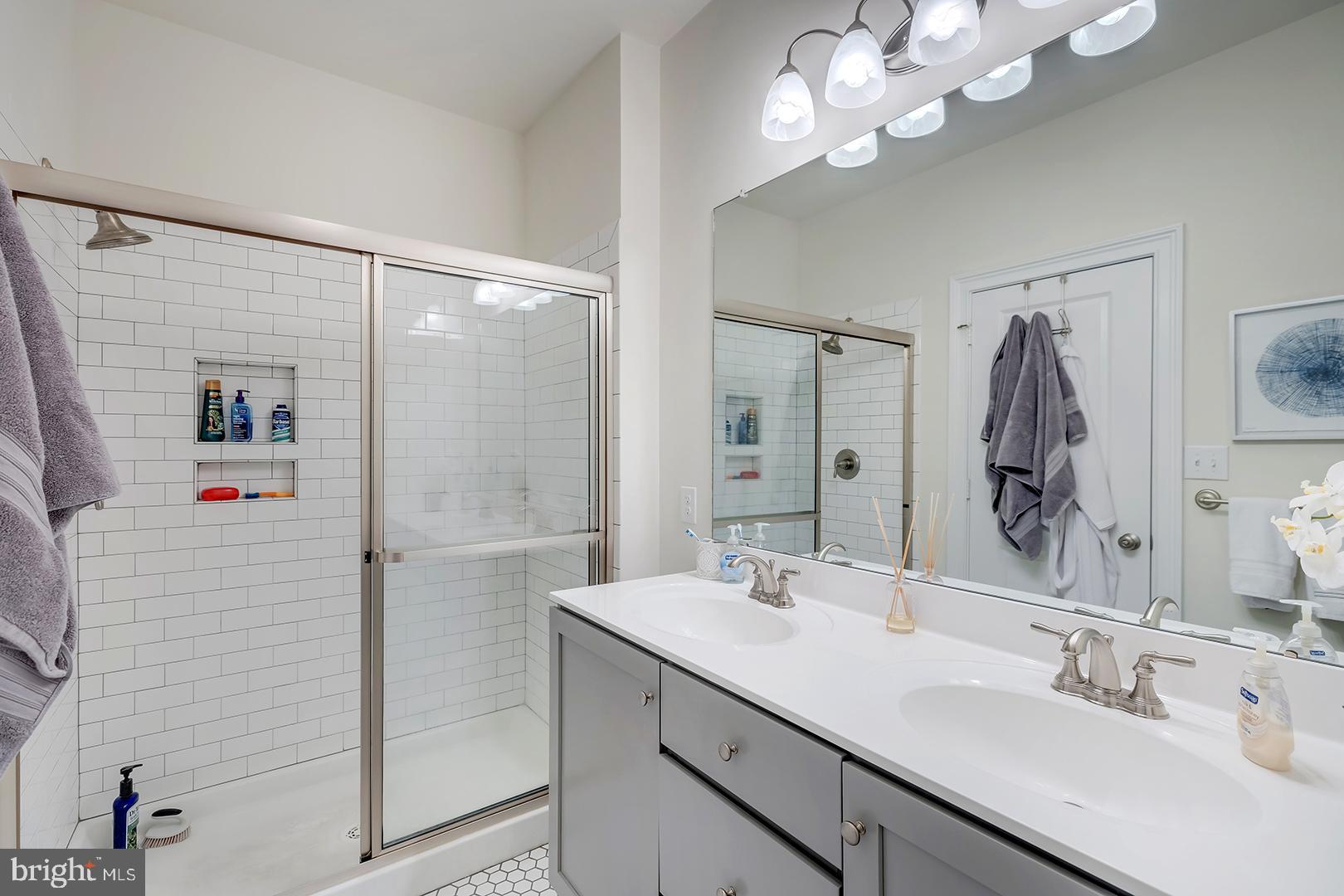 HERITAGE VILLAGE TOWNHOMES - Residential