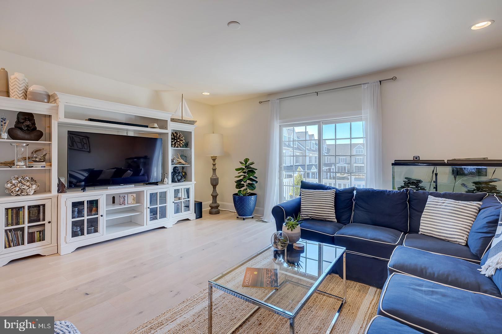 HERITAGE VILLAGE TOWNHOMES - Residential