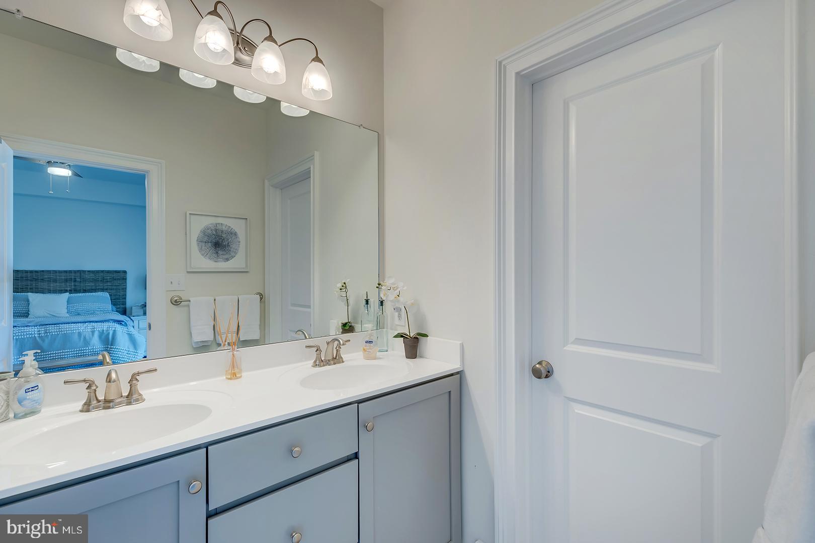 HERITAGE VILLAGE TOWNHOMES - Residential