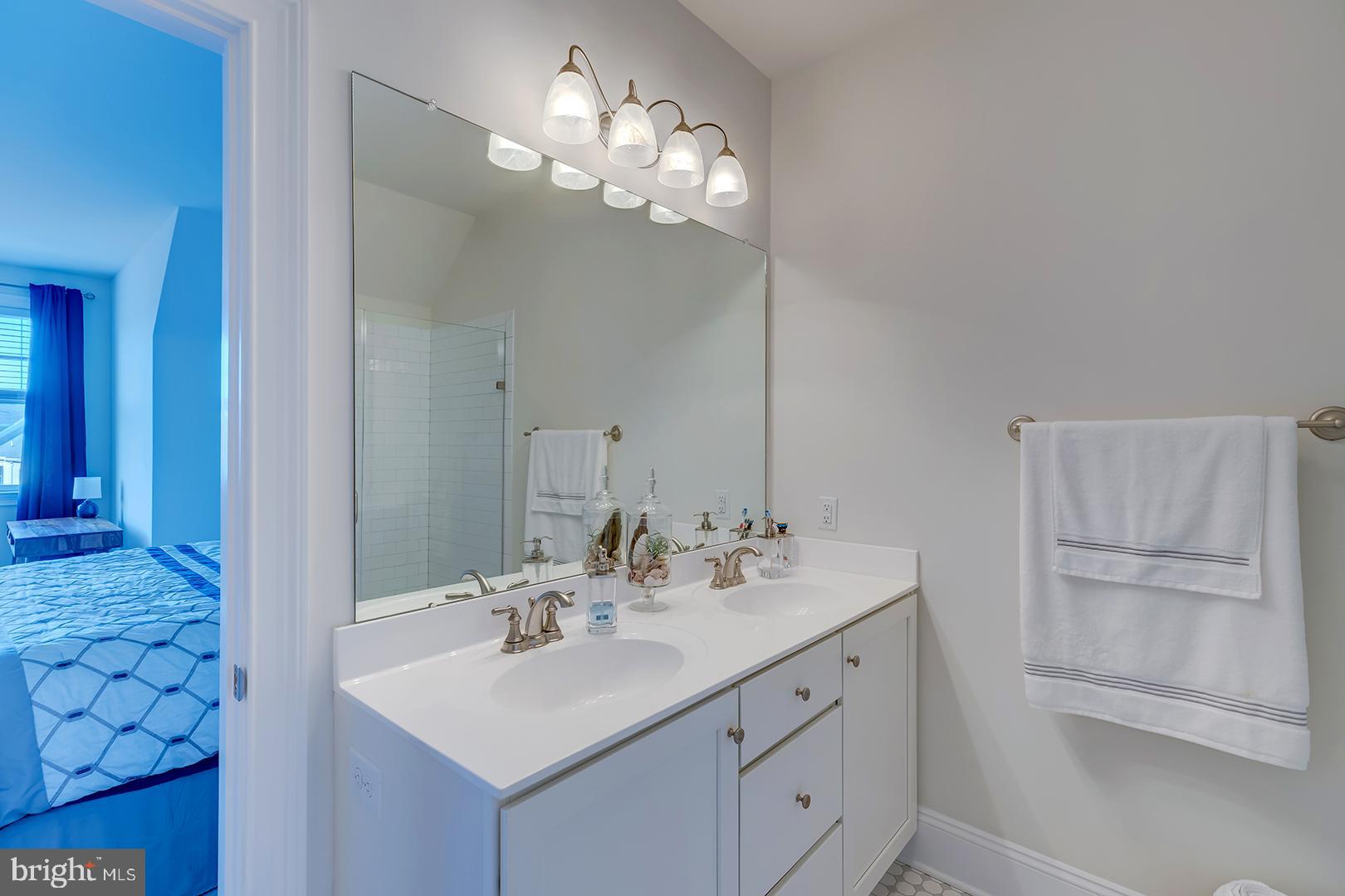 HERITAGE VILLAGE TOWNHOMES - Residential