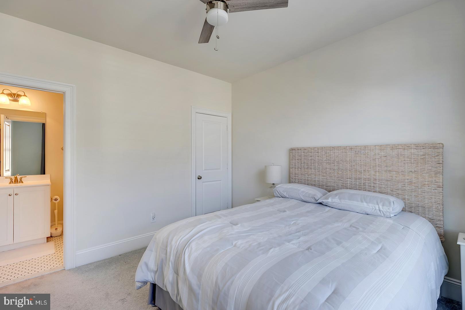 HERITAGE VILLAGE TOWNHOMES - Residential