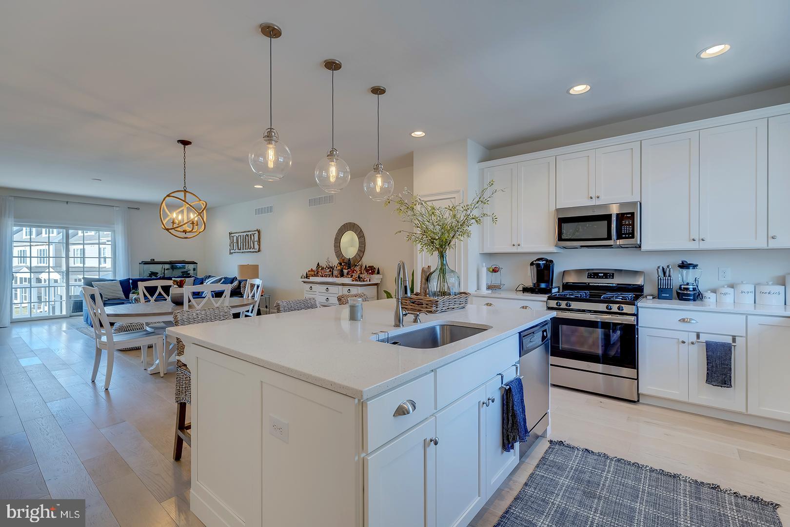 HERITAGE VILLAGE TOWNHOMES - Residential