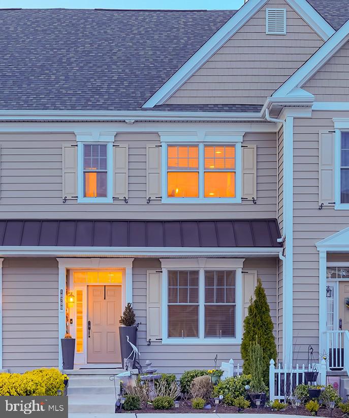 HERITAGE VILLAGE TOWNHOMES - Residential