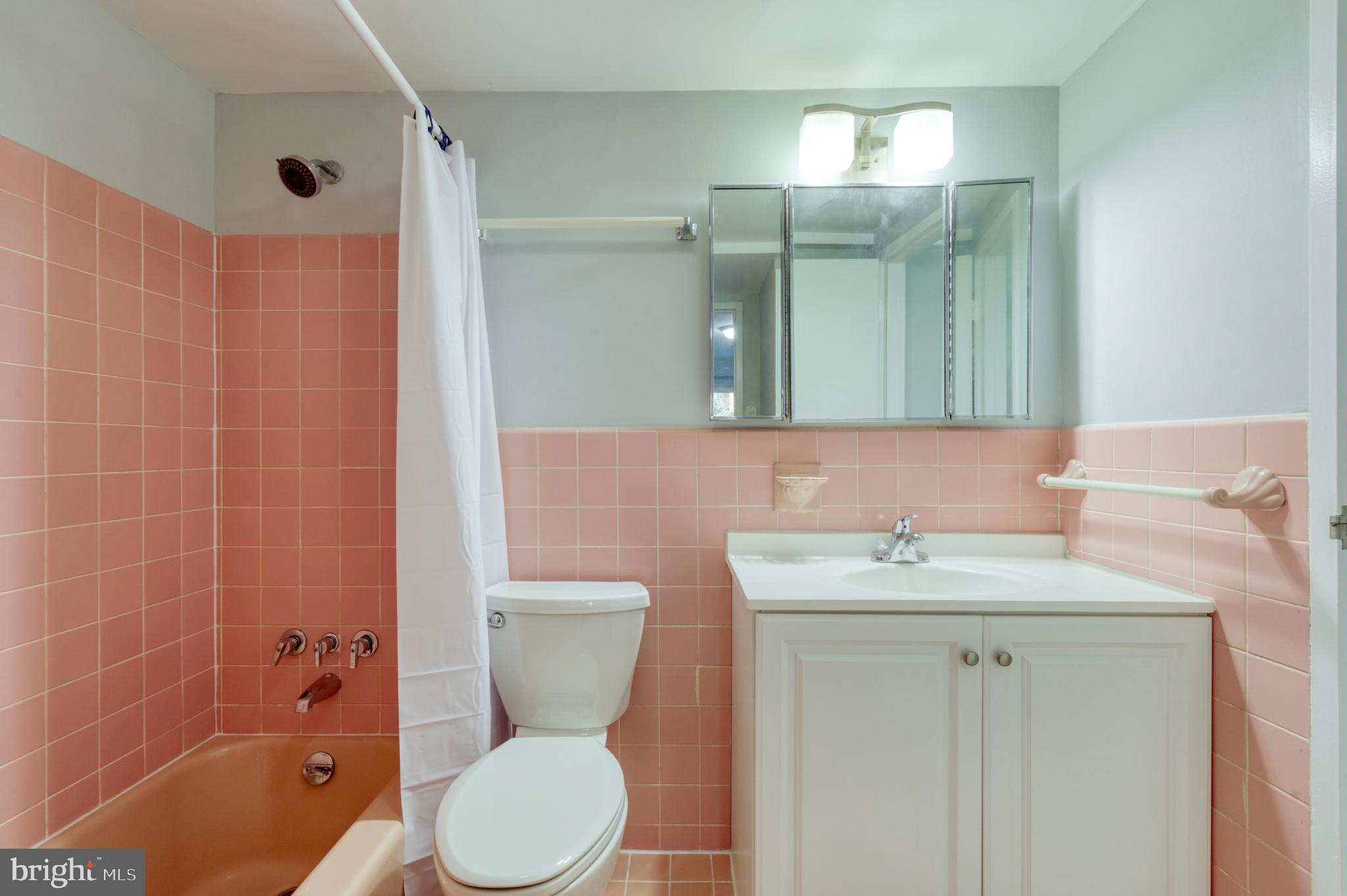 WESLEY HEIGHTS - Residential Lease