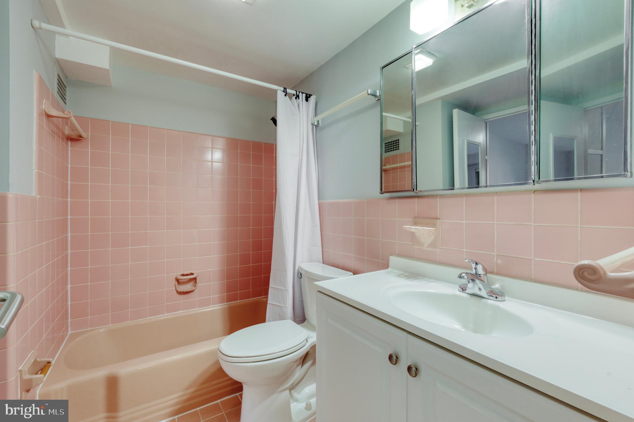 WESLEY HEIGHTS - Residential Lease