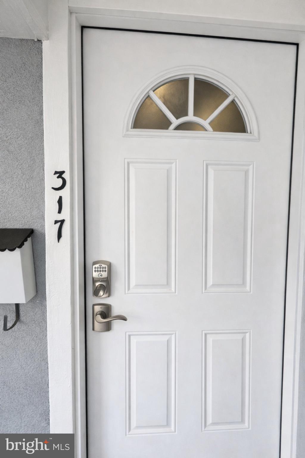 317 E BROAD STREET APT 2 2