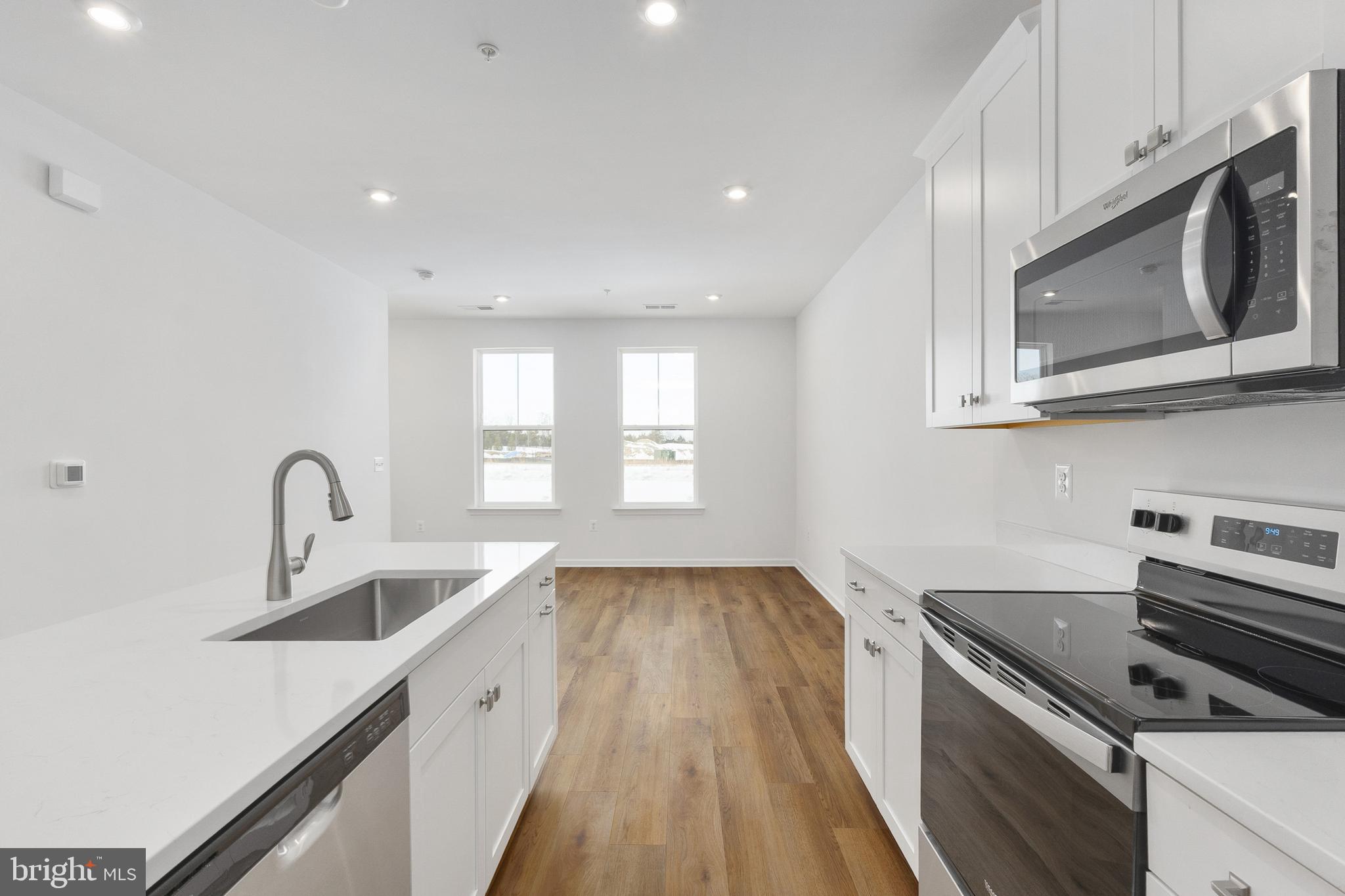 GOOSE CREEK VILLAGE CONDOMINIUM - Residential