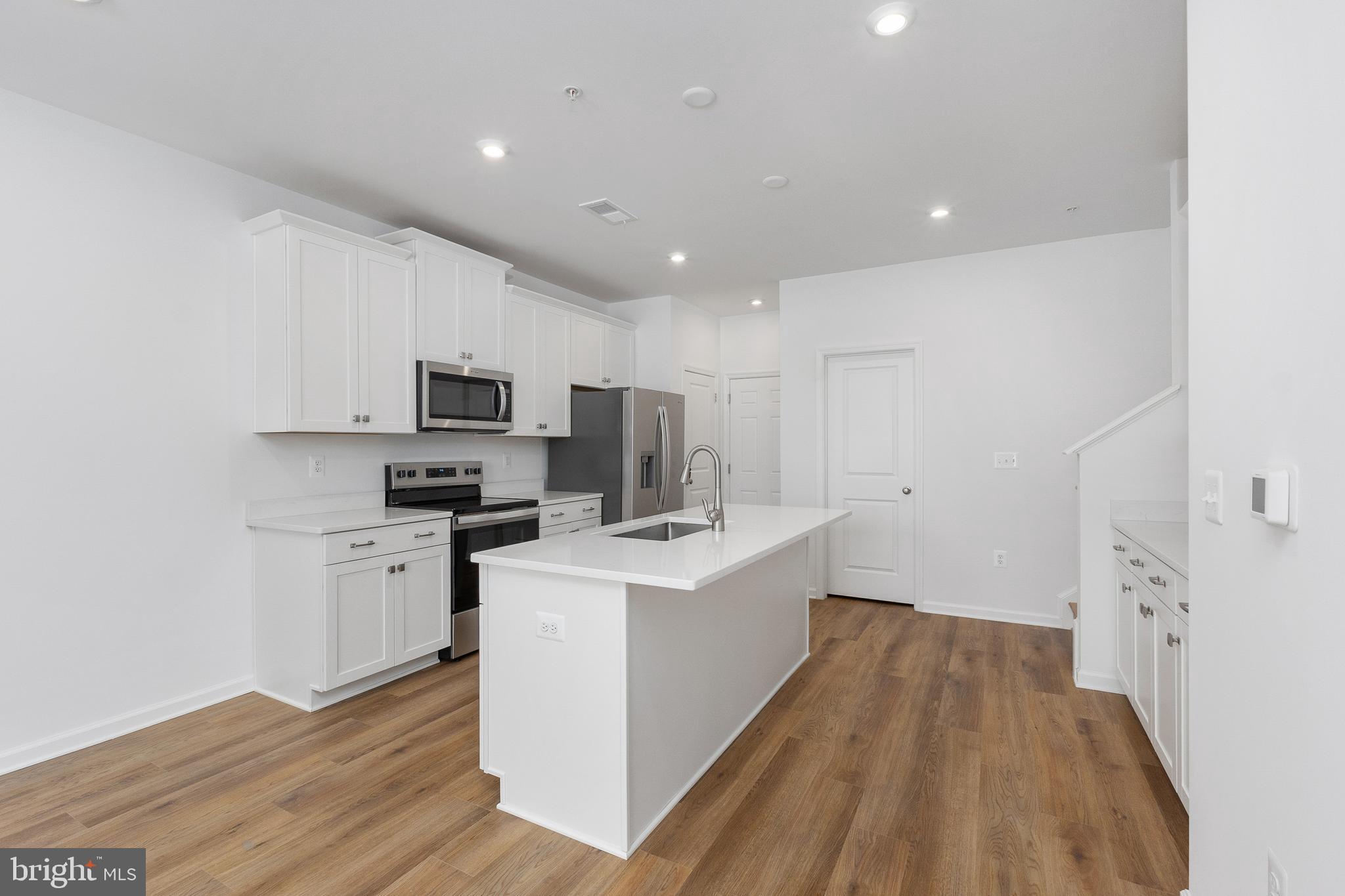 GOOSE CREEK VILLAGE CONDOMINIUM - Residential