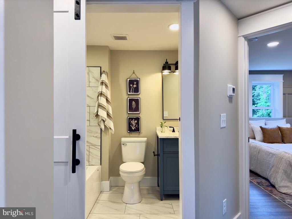 COLUMBIA - Residential