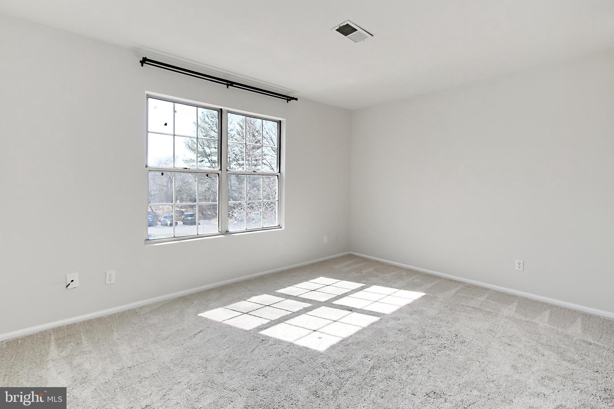 FOX CHASE/EXETER - Residential Lease