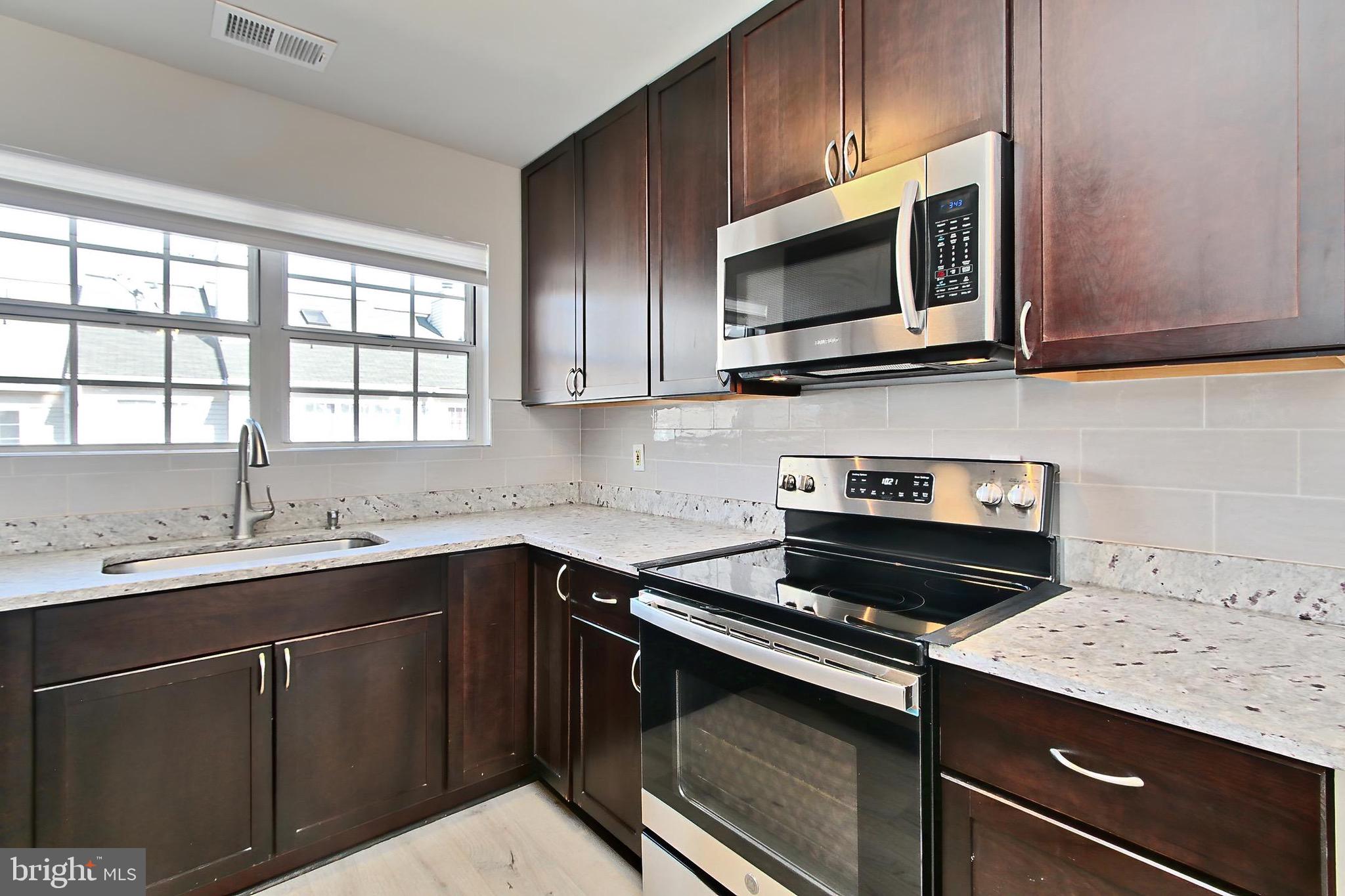 FOX CHASE/EXETER - Residential Lease