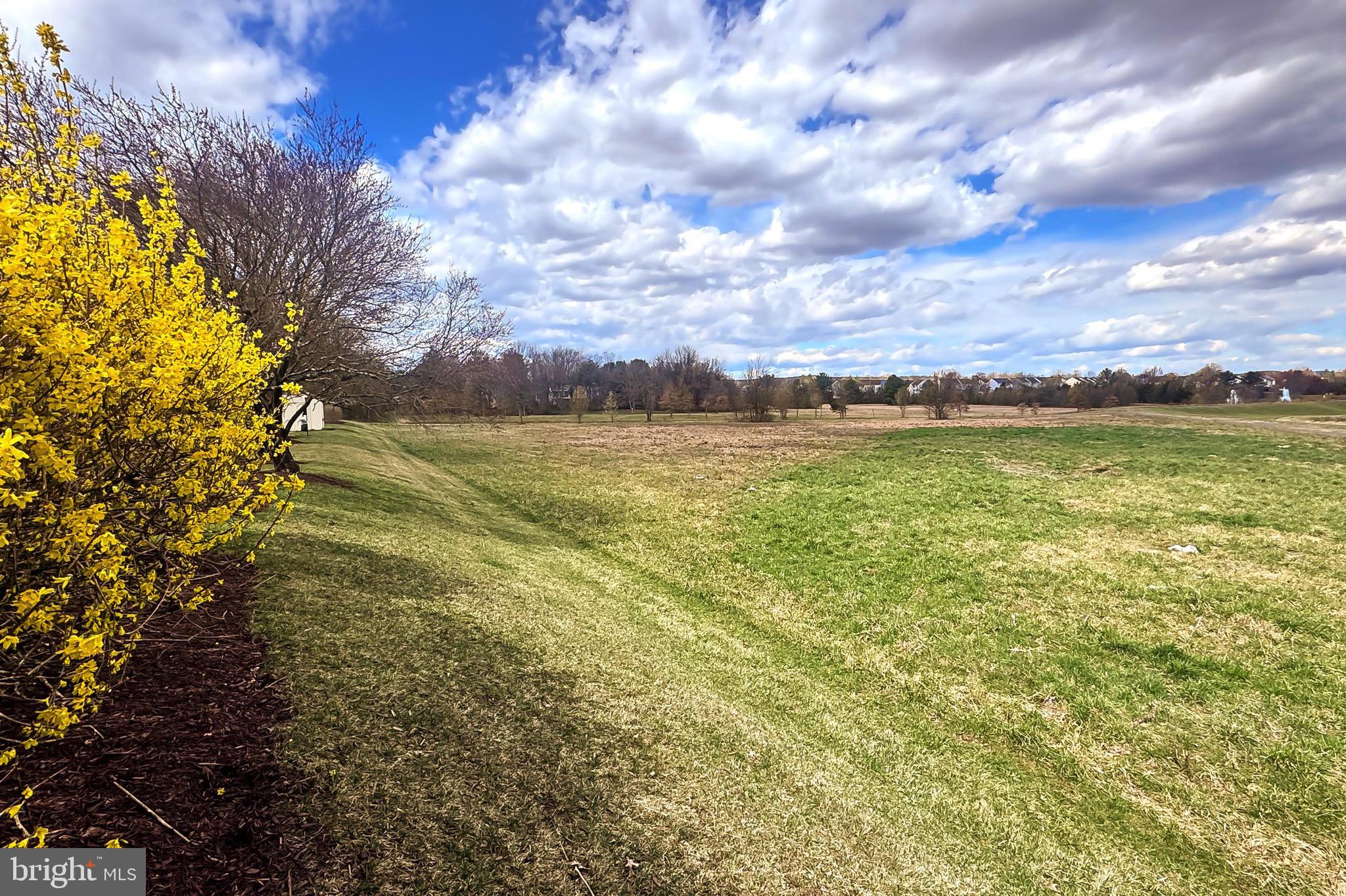 FOX CHASE/EXETER - Residential Lease