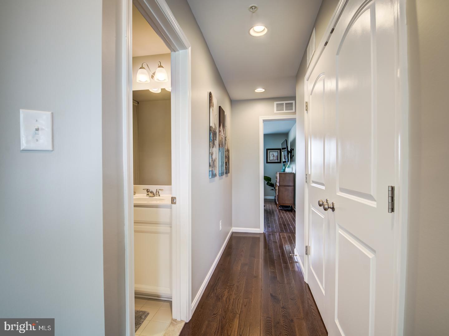 WOODMORE TOWNE CENTRE - Residential