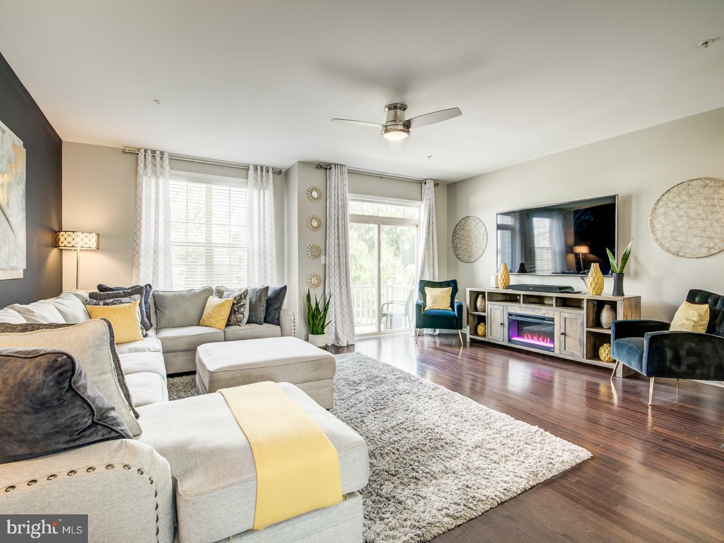 WOODMORE TOWNE CENTRE - Residential