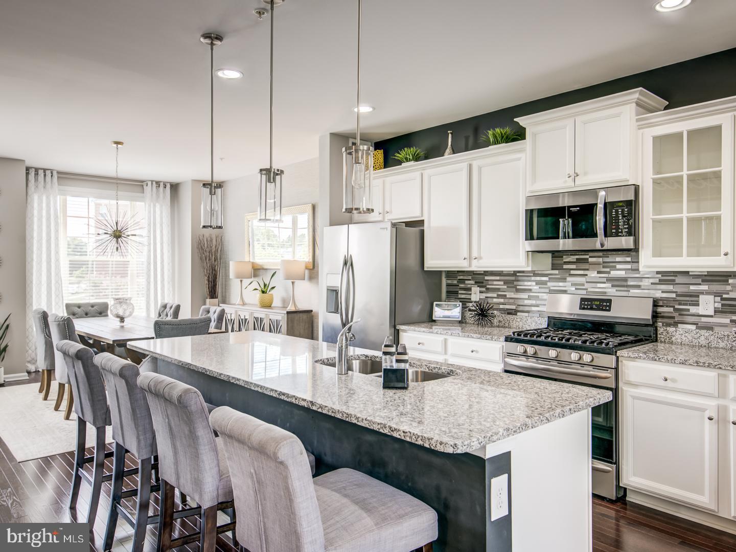 WOODMORE TOWNE CENTRE - Residential