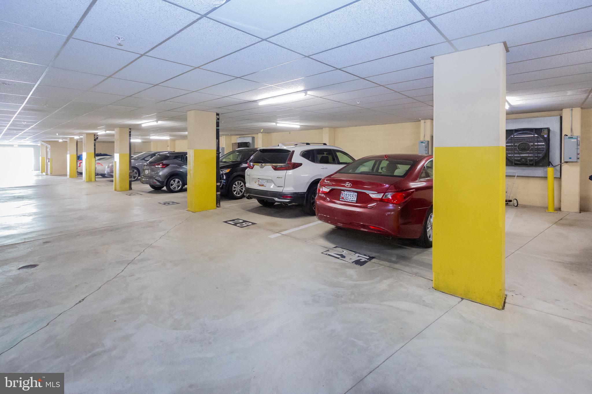 TURNBERRY COURTS AT LEIS - Residential