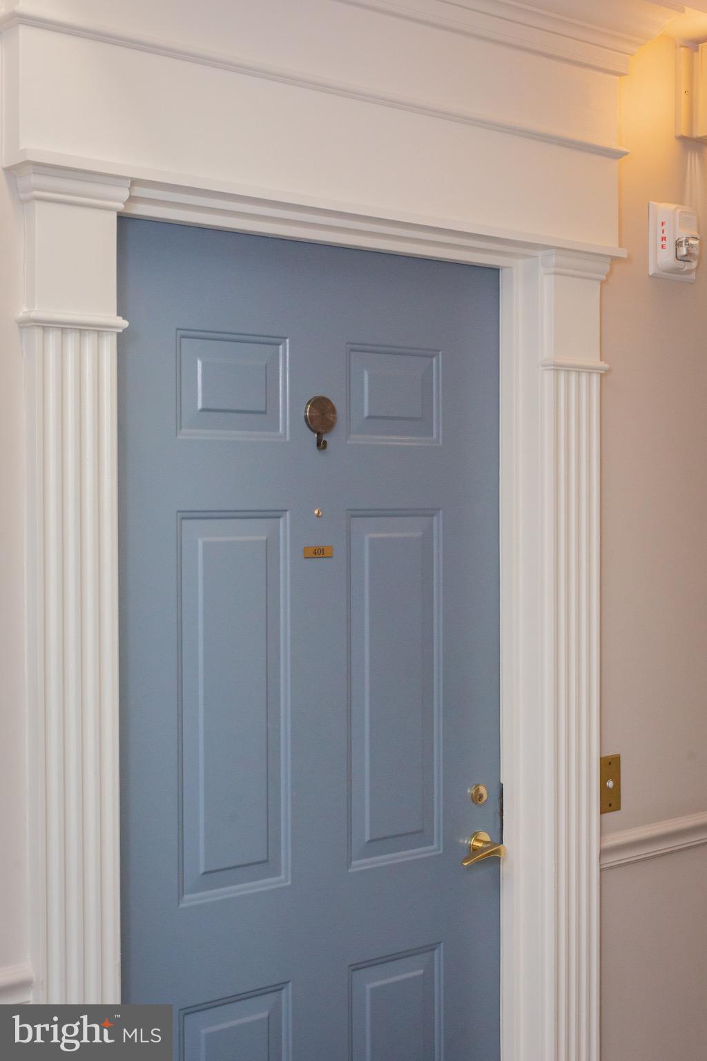 TURNBERRY COURTS AT LEIS - Residential