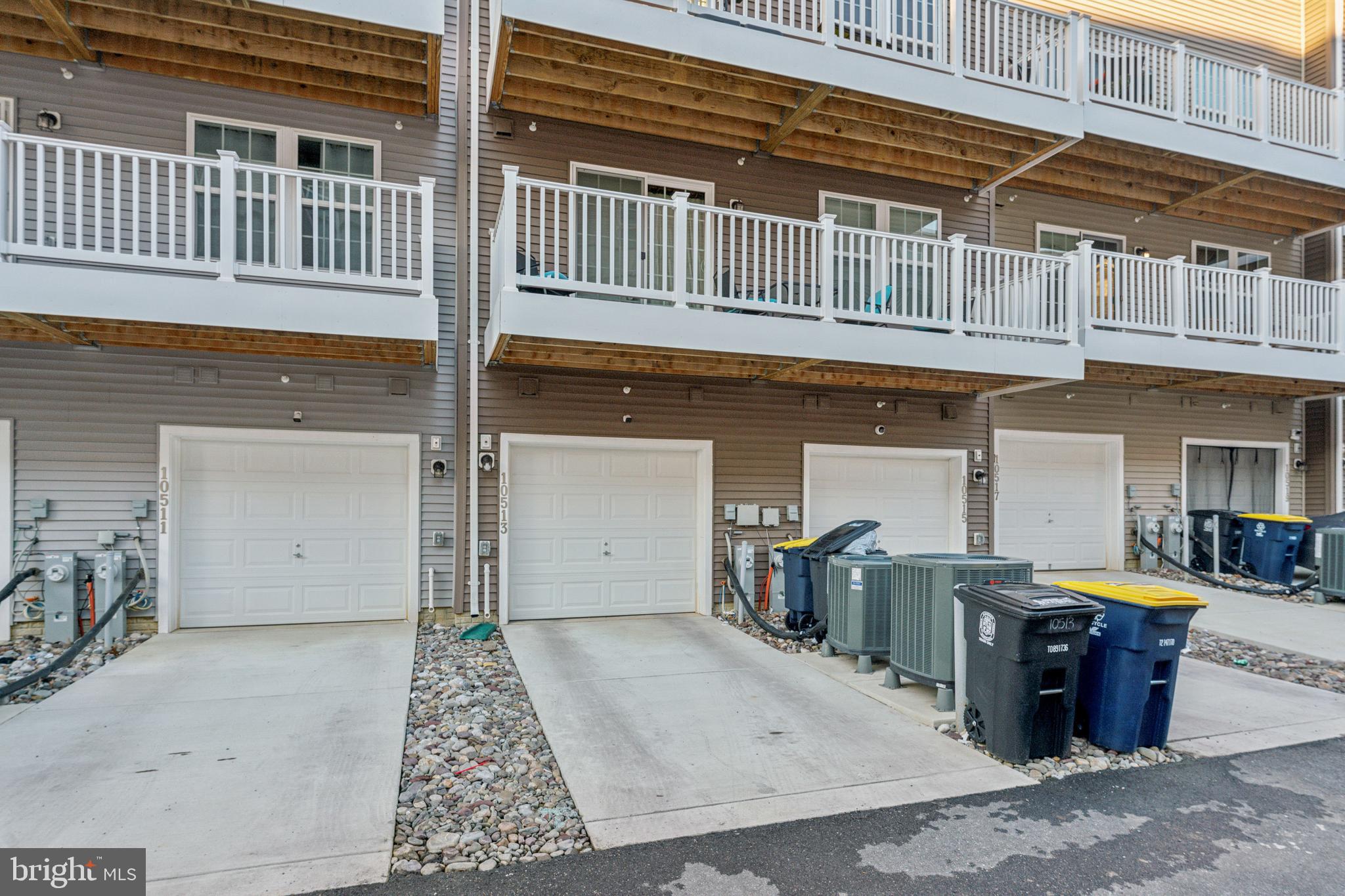 GLENN DALE COMMONS - Residential