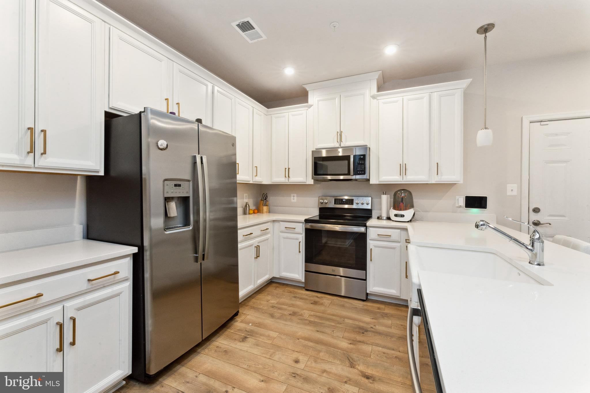 GLENN DALE COMMONS - Residential