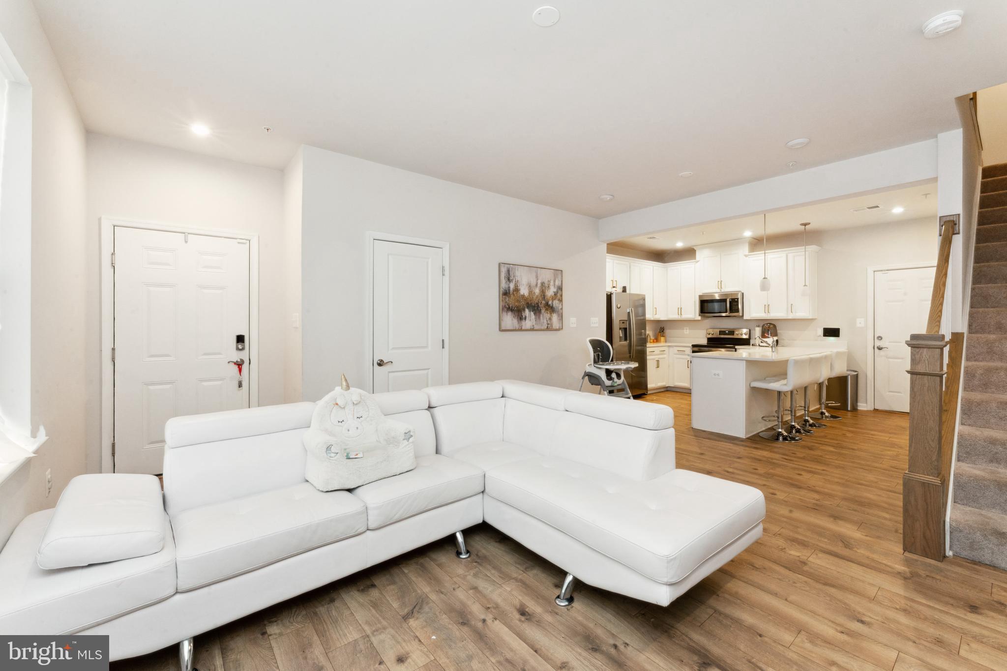 GLENN DALE COMMONS - Residential