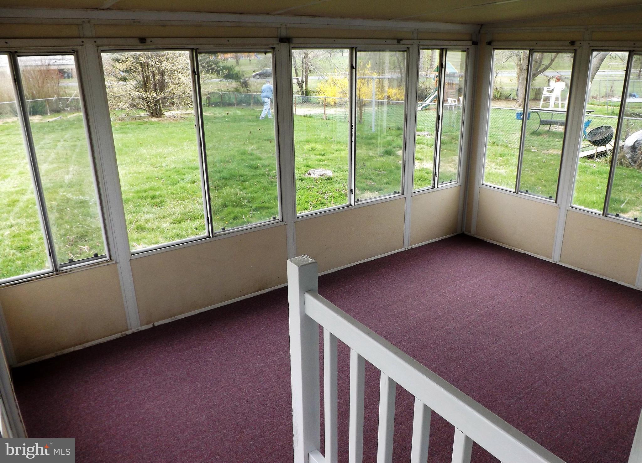 EDGE MEAD - Residential