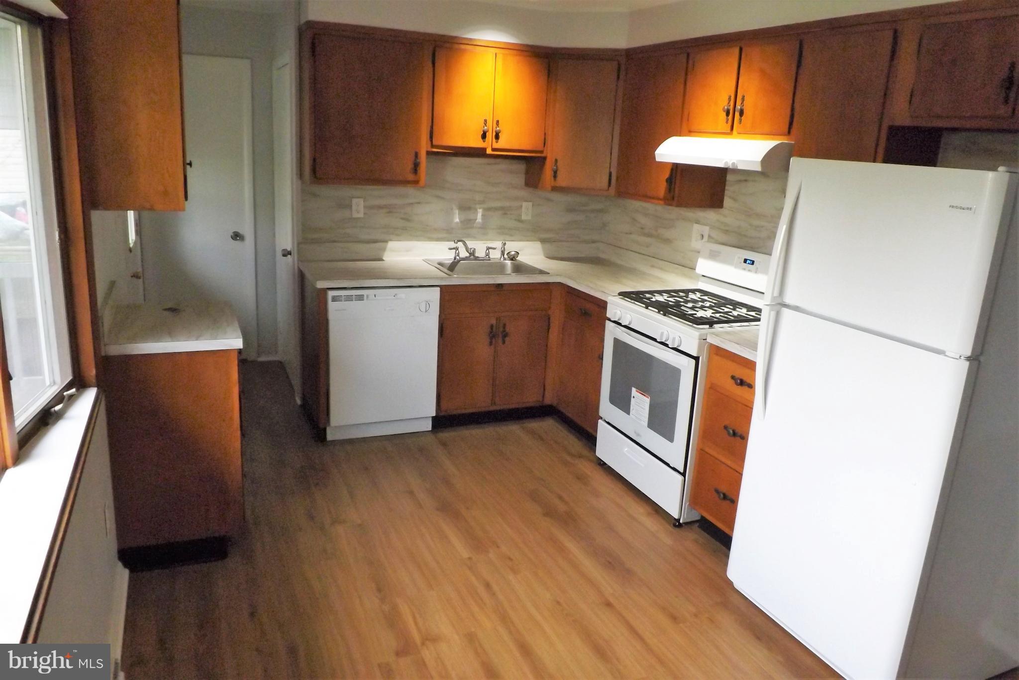 EDGE MEAD - Residential